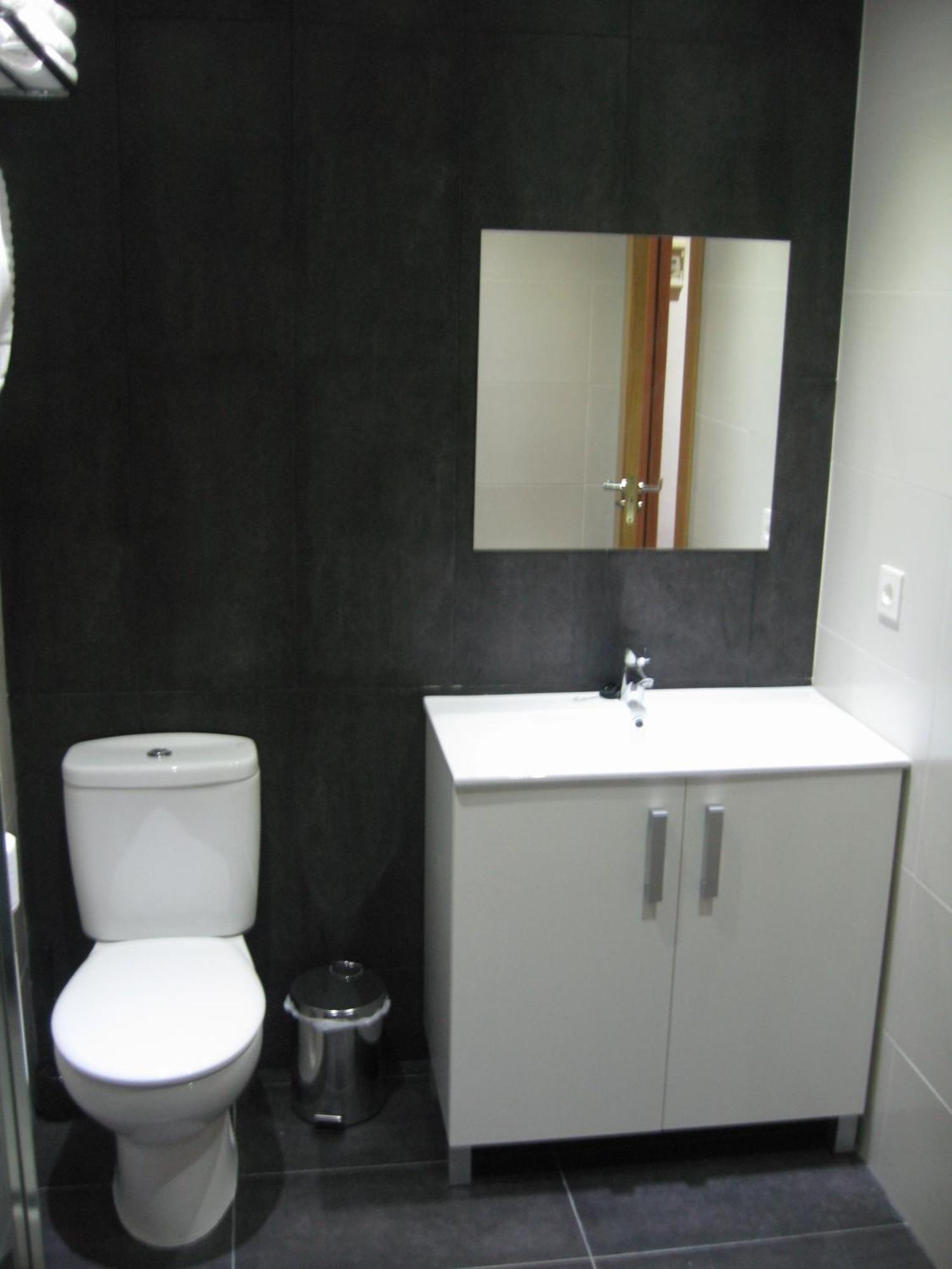 Hostal Libertad Gijón Habitación foto